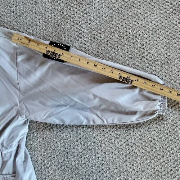 FABLETICS Lightweight Athletic Utility Parka Windbreaker Jacket Grey SIZE M NWT - Picture 9 of 11